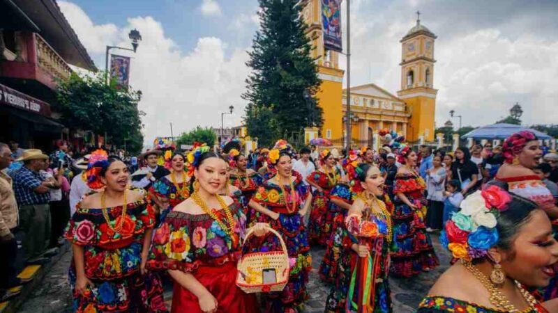 UN ÉXITO, CUARTO FESTIVAL INTERNACIONAL DE FOLKLORE