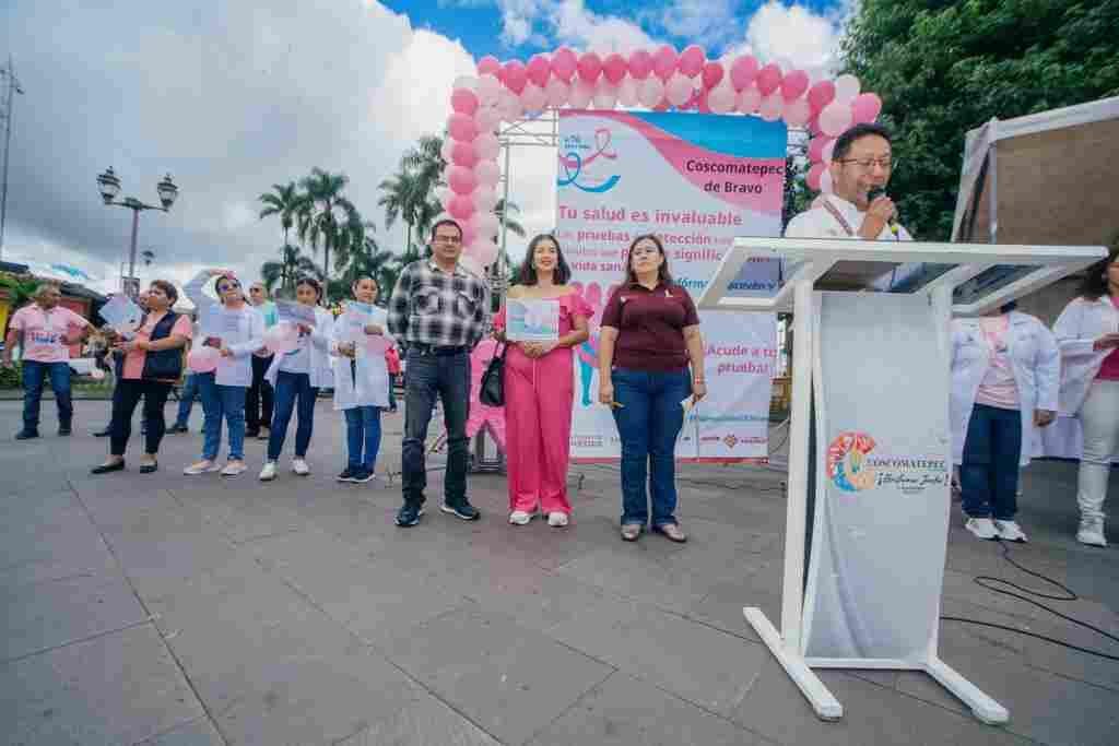 CELEBRAN JORNADA CONTRA EL CÁNCER DE MAMA
