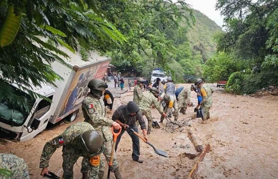 CONTINÚA BÚSQUEDA DE DESAPARECIDOS POR INUNDACIONES