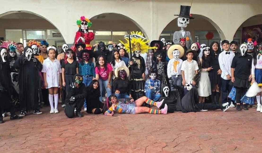 TELESECUNDARIA PRESENTA EL XANTOLO EN ATOYAC