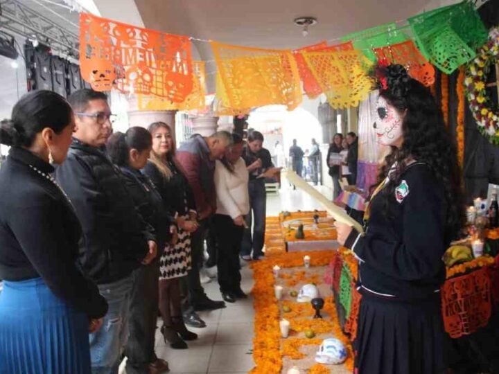 REALIZAN EXPOSICIÓN DE ALTARES EN CHOCAMÁN