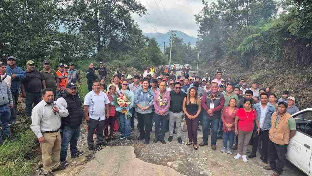 EMPRENDE VENTURA DEMUNER PAVIMENTACIÓN DE CARRETERA ELOTEPEC-CHICHIQUILA