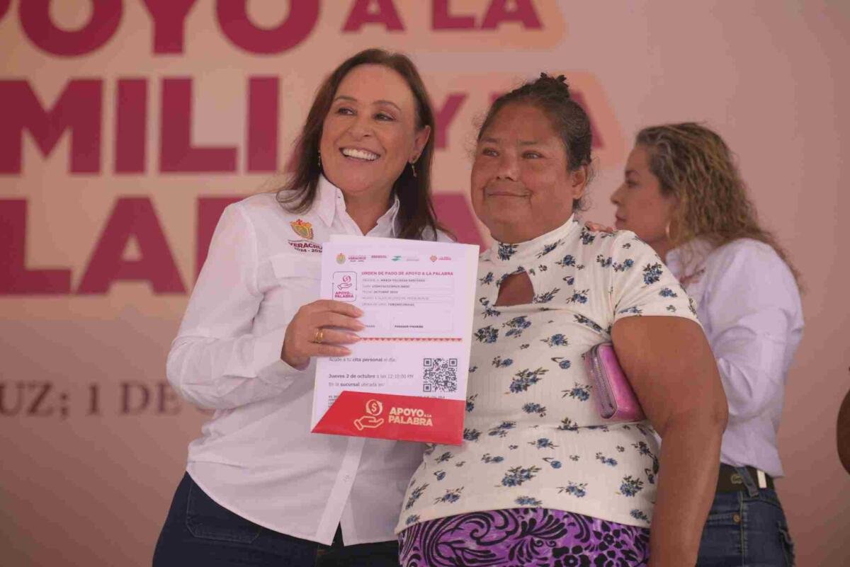 ENTREGA GOBERNADORA RECURSOS DE PROGRAMA APOYO A LA PALABRA Y LA FAMILIA