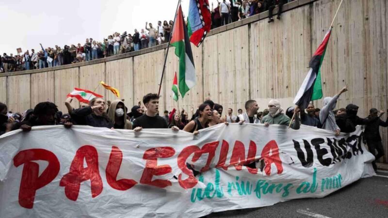 EL APOYO A GAZA SE SUMA A LA MARCHA POR EL 2 DE OCTUBRE