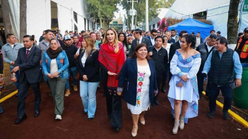 CRUO DE UNIVERSIDAD DE CHAPINGO PARTICIPA EN FERIA NACIONAL CULTURAL RURAL
