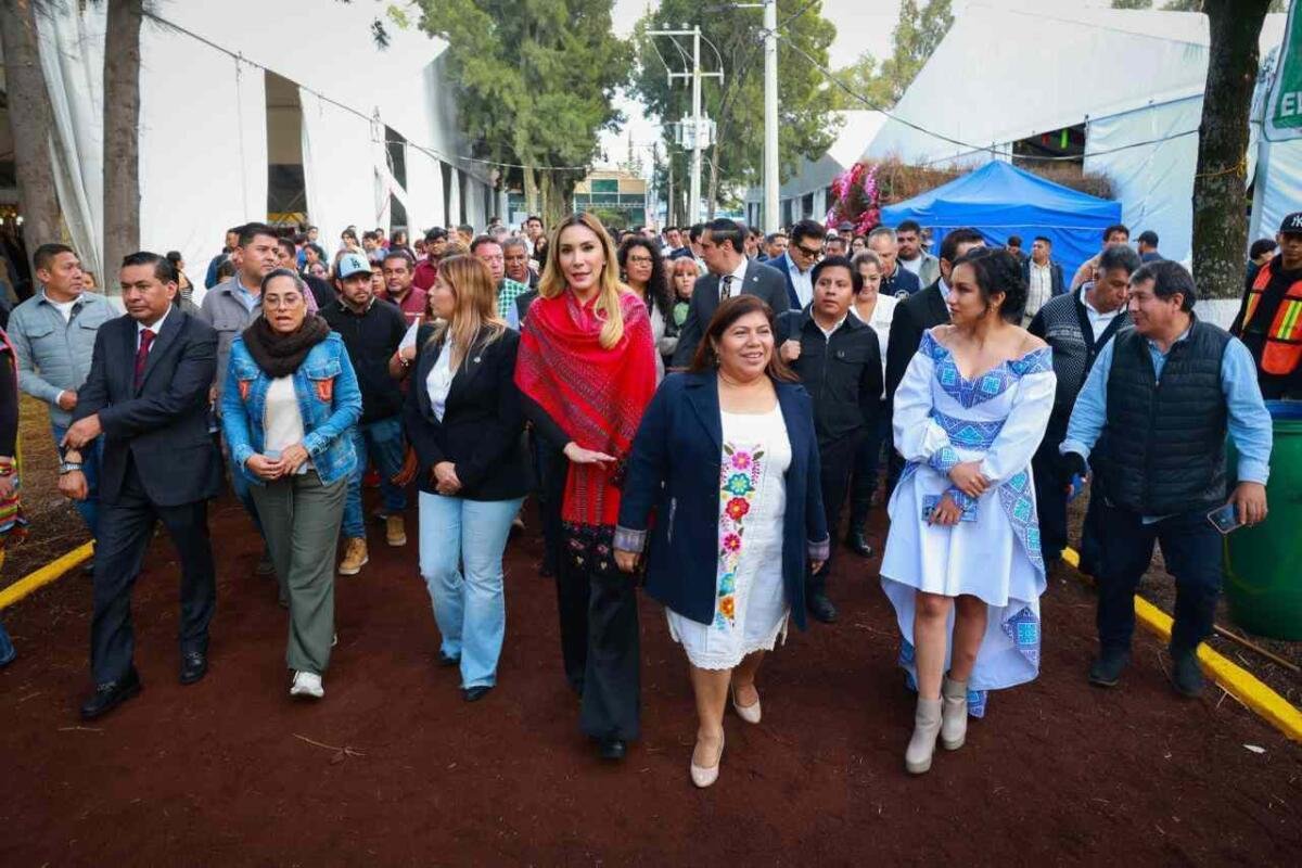 CRUO DE UNIVERSIDAD DE CHAPINGO PARTICIPA EN FERIA NACIONAL CULTURAL RURAL