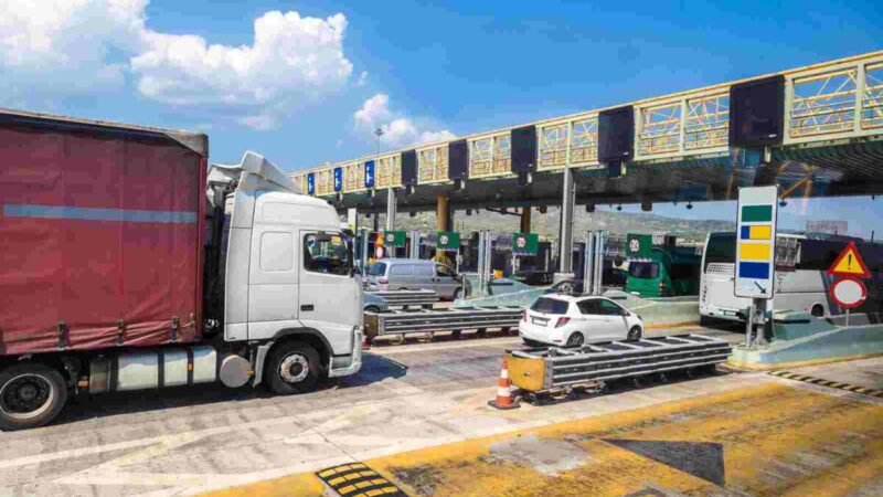 CAPUFE LIBERA CASETAS A QUIENES LLEVAN AYUDA A DAMNIFICADOS POR LLUVIAS EN VERACRUZ