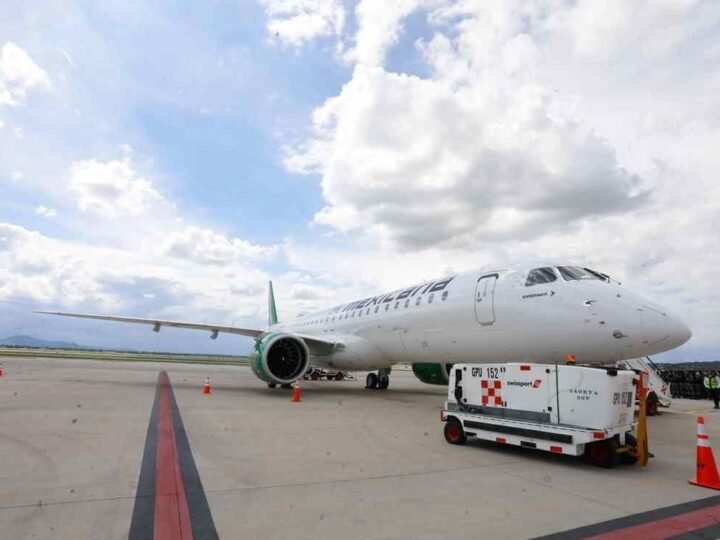 SHEINBAUM RECHAZA CANCELACIÓN DE VUELOS DEL AIFA HACIA EU