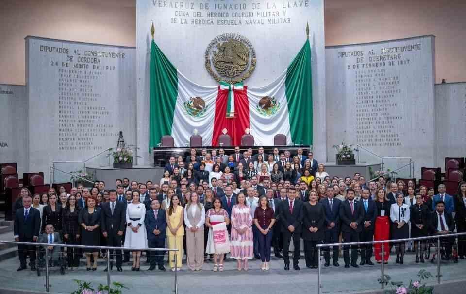TOMAN PROTESTA MAGISTRADAS Y MAGISTRADOS