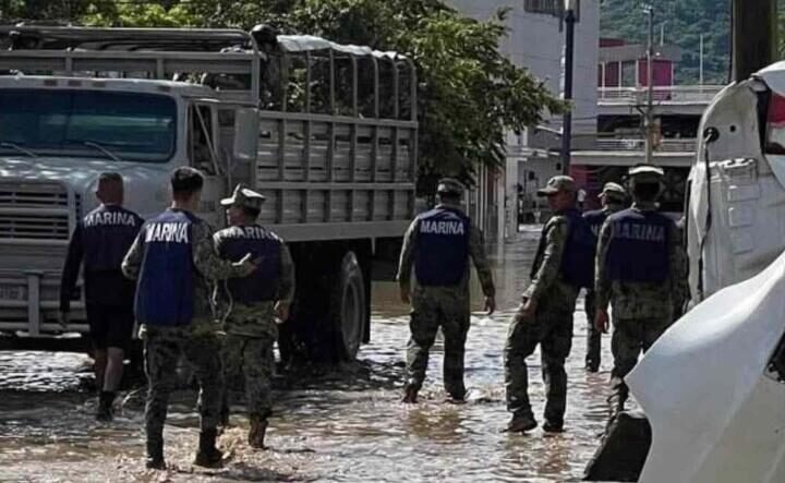 MARINA CONTINÚA CON TRABAJOS DE LIMPIEZA EN MUNICIPIOS AFECTADOS POR INUNDACIONES
