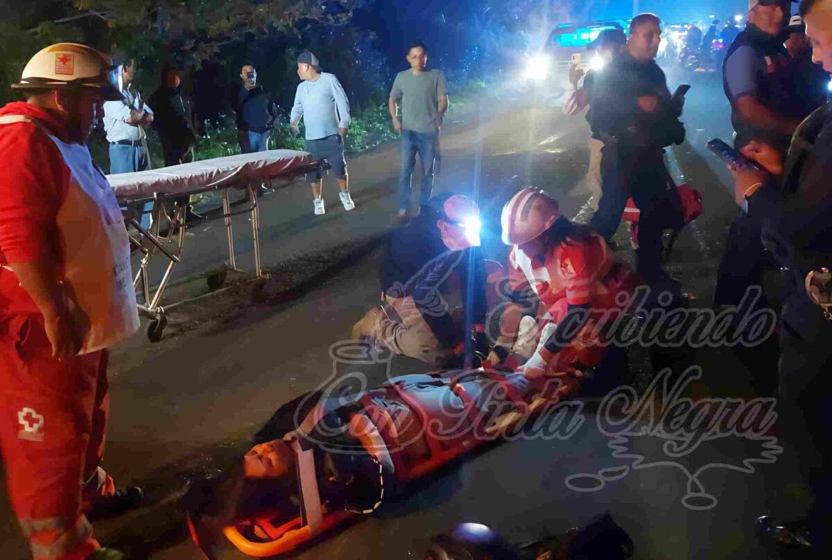 LESIONADA, JOVEN TRAS CHOCAR CON UN PERRO