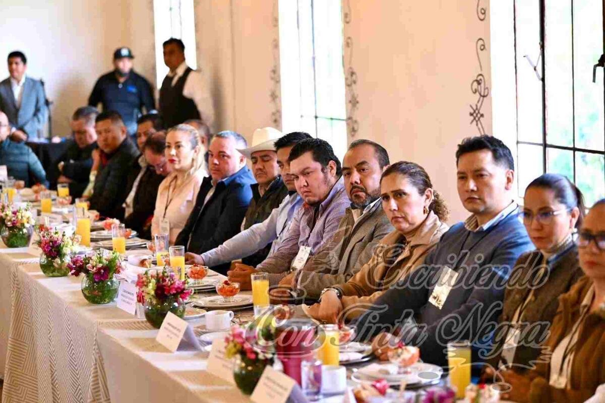 SE CAPACITAN ALCALDES ELECTOS ANTE EL ORFIS