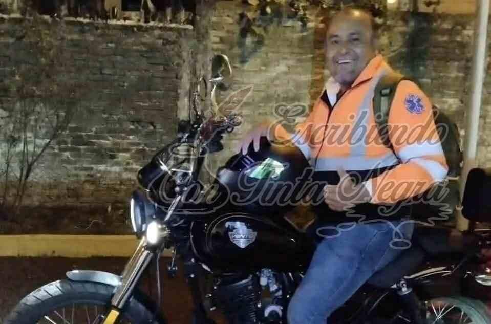 VEHÍCULO EMBISTE A EXELEMENTO DE PROTECCIÓN CIVIL; MURIÓ EN EL HOSPITAL