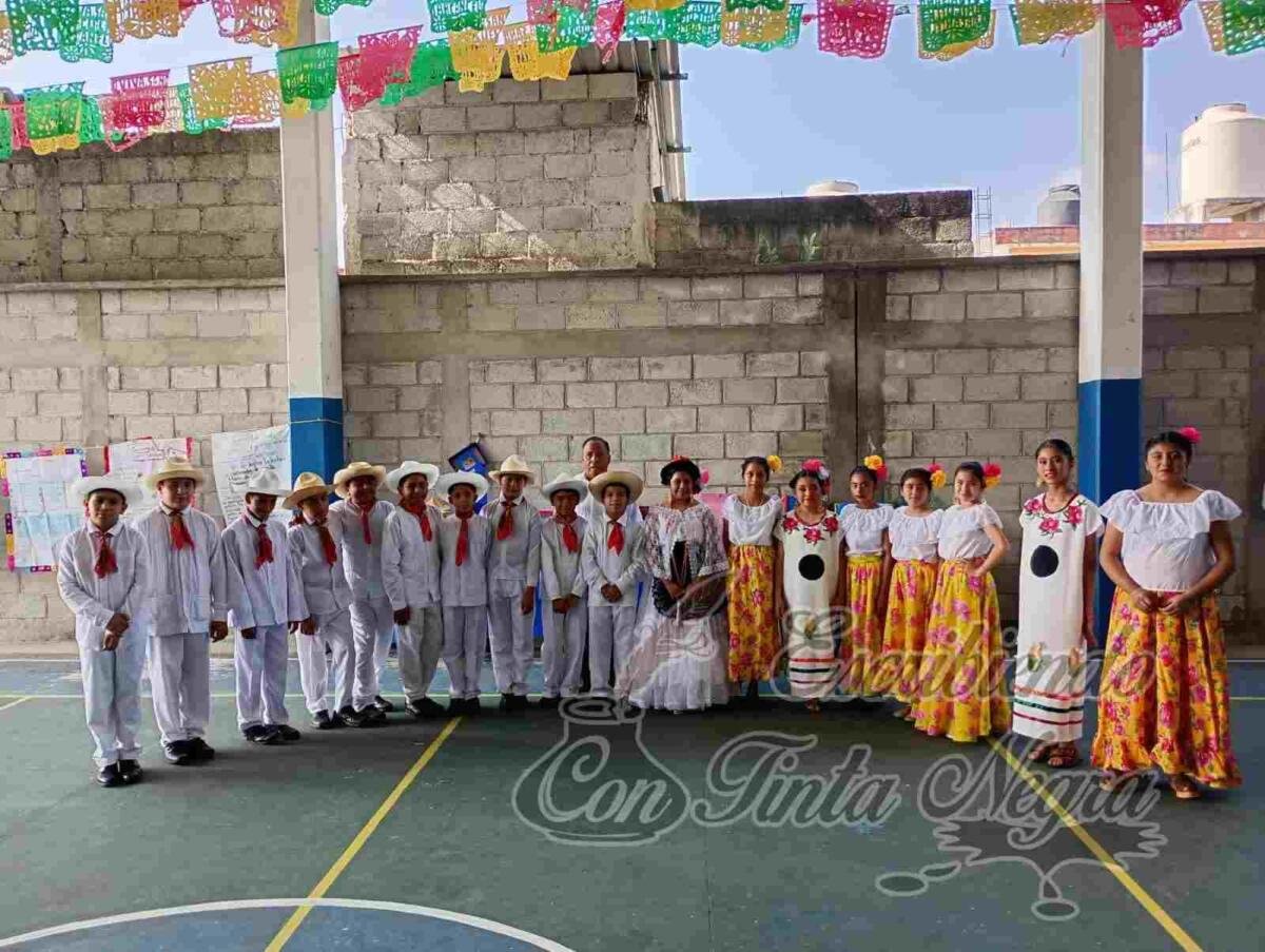 TRABAJAN EN PROMOCIÓN DE ALIMENTACIÓN SALUDABLE