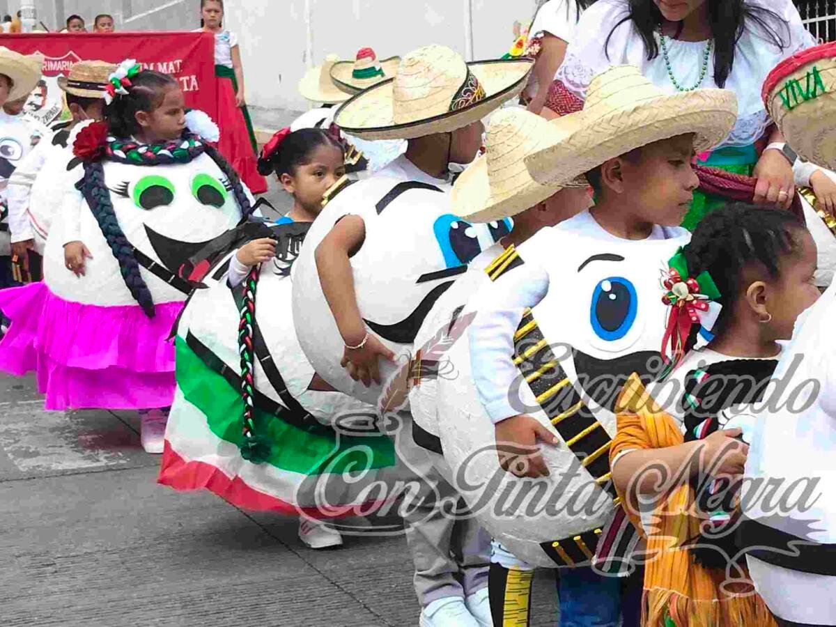 FESTEJAN ANIVERSARIO DEL INICIO DE LA REVOLUCIÓN MEXICANA