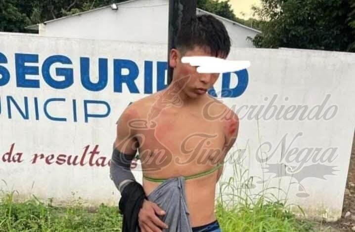VECINOS CAPTURAN A ASALTANTE; POLICÍA LLEGA CASI DOS HORAS DESPUÉS