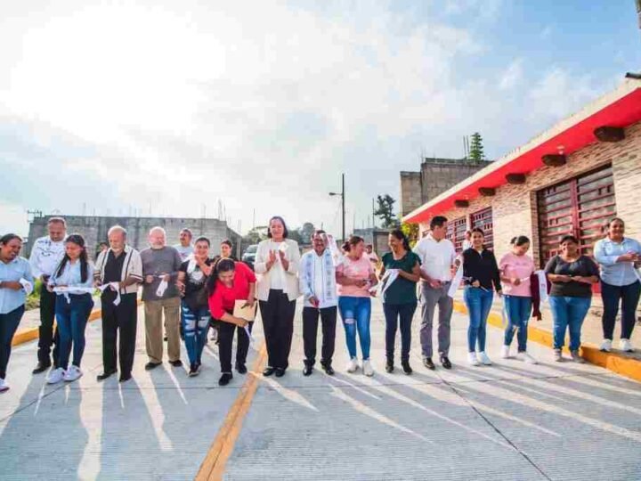INAUGURA ALCALDE DE COSCO OBRA DE PAVIMENTACIÓN