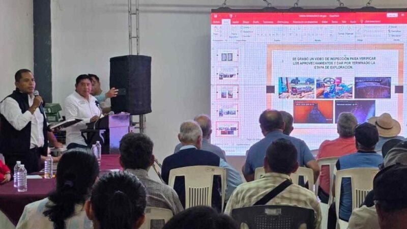 SE REUNEN ADMINISTRACIÓN SALIENTE Y ENTRANTE DE TOMATLÁN