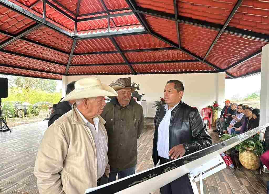 TOMATLÁN YA TIENE NUEVO PANTEÓN