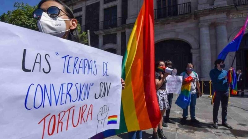 DURANGO APRUEBA PROHIBIR LAS TERAPIAS DE RECONVERSIÓN