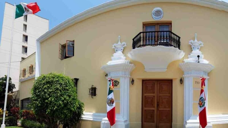 ENCARGADA DE EMBAJADA DE MÉXICO ABANDONA PERÚ TRAS RUPTURA DE RELACIONES DIPLOMÁTICAS
