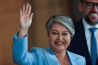 JEANNETTE JARA GANA PRIMERA VUELTA DE LA ELECCIÓN PRESIDENCIAL EN CHILE