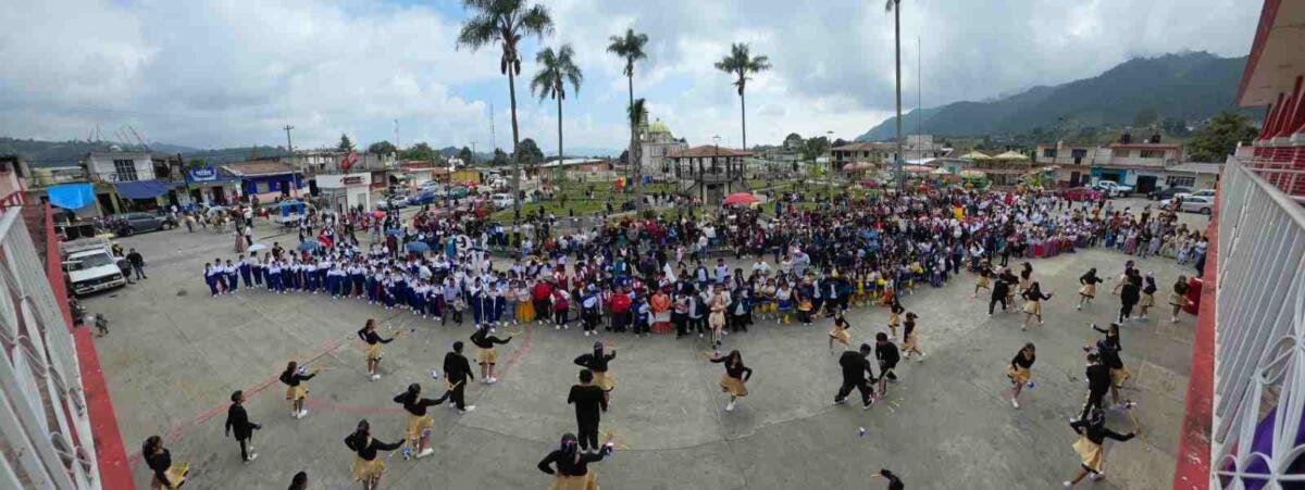 CELEBRAN INICIO DE LA REVOLUCIÓN EN CALCAHUALCO