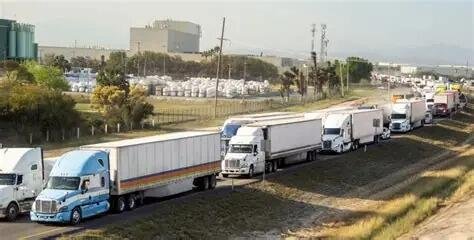 TRANSPORTISTAS ALISTAN MEGABLOQUEO PARA EL 24 DE NOVIEMBRE