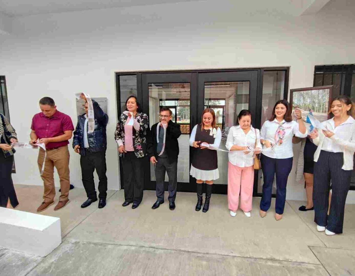 INAUGURAN NUEVAS INSTALACIONES DEL DIF DE COSCOMATEPEC