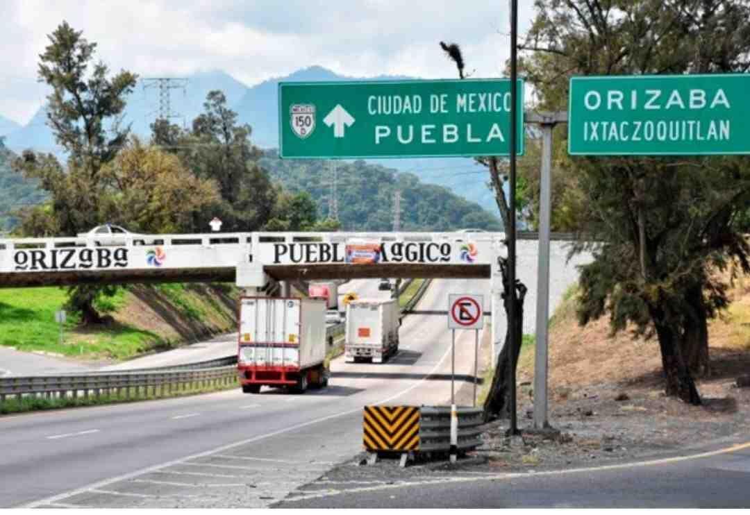 SECUESTRAN A GRUPO DE PONENTES EN ORIZABA