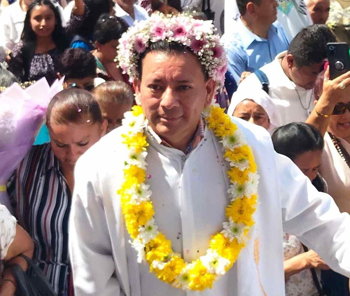 REPRUEBAN CAMPAÑA DE DIFAMACIÓN CONTRA SACERDOTE