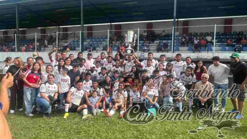 TOMATLÁN, CAMPEÓN DE VETERANOS CÓRDOBA