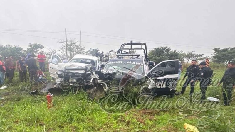 CHOCAN CAMIONETA Y PATRULLA DE SSP; UNA PERSONA MURIÓ