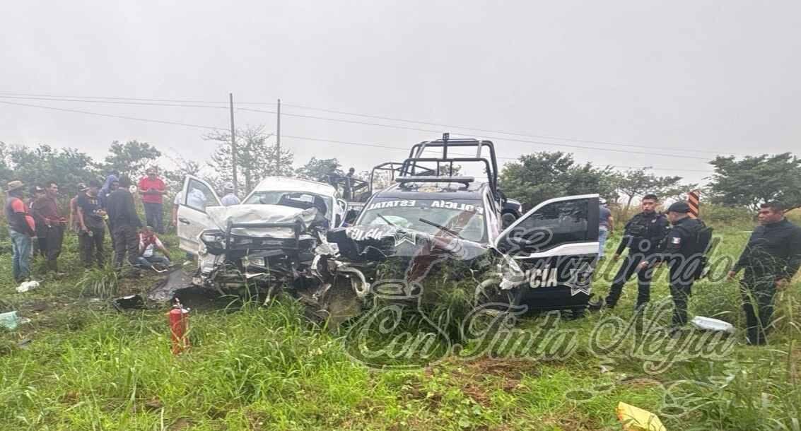 CHOCAN CAMIONETA Y PATRULLA DE SSP; UNA PERSONA MURIÓ