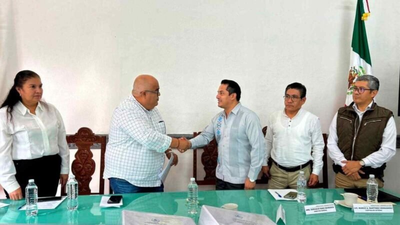SE REÚNEN ALCALDES PARA INICIAR CON ENTREGA-RECEPCIÓN EN FORTÍN