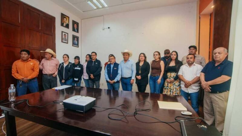 PRESENTAN PROYECTOS PARA MEJORAR COSCOMATEPEC