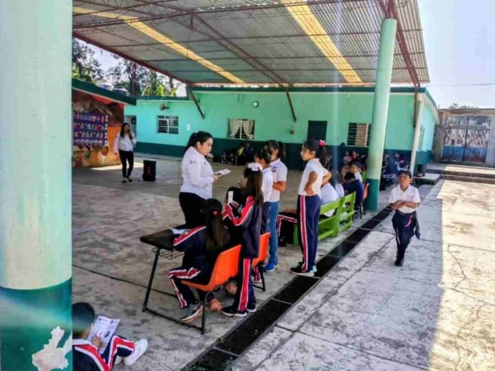 IMPARTEN CURSO DE SEGURIDAD VIAL