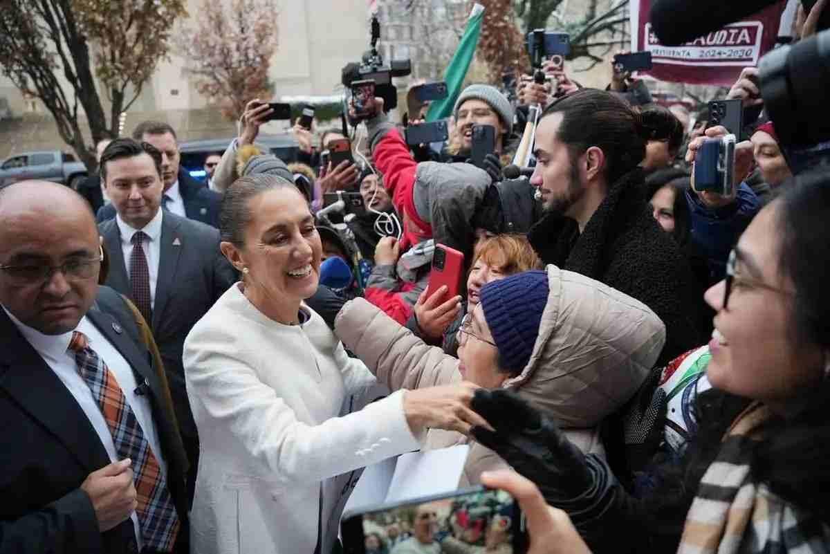 CLAUDIA SHEINBAUM SE REÚNE CON MEXICANOS EN WASHINGTON