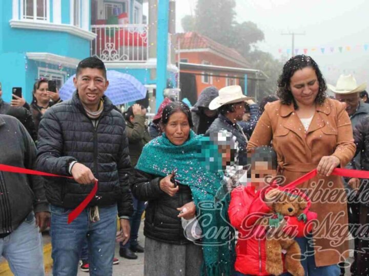 INAUGURA LEONEL SÁNCHEZ CARRETERA SAN MARTÍN-ATEOPA