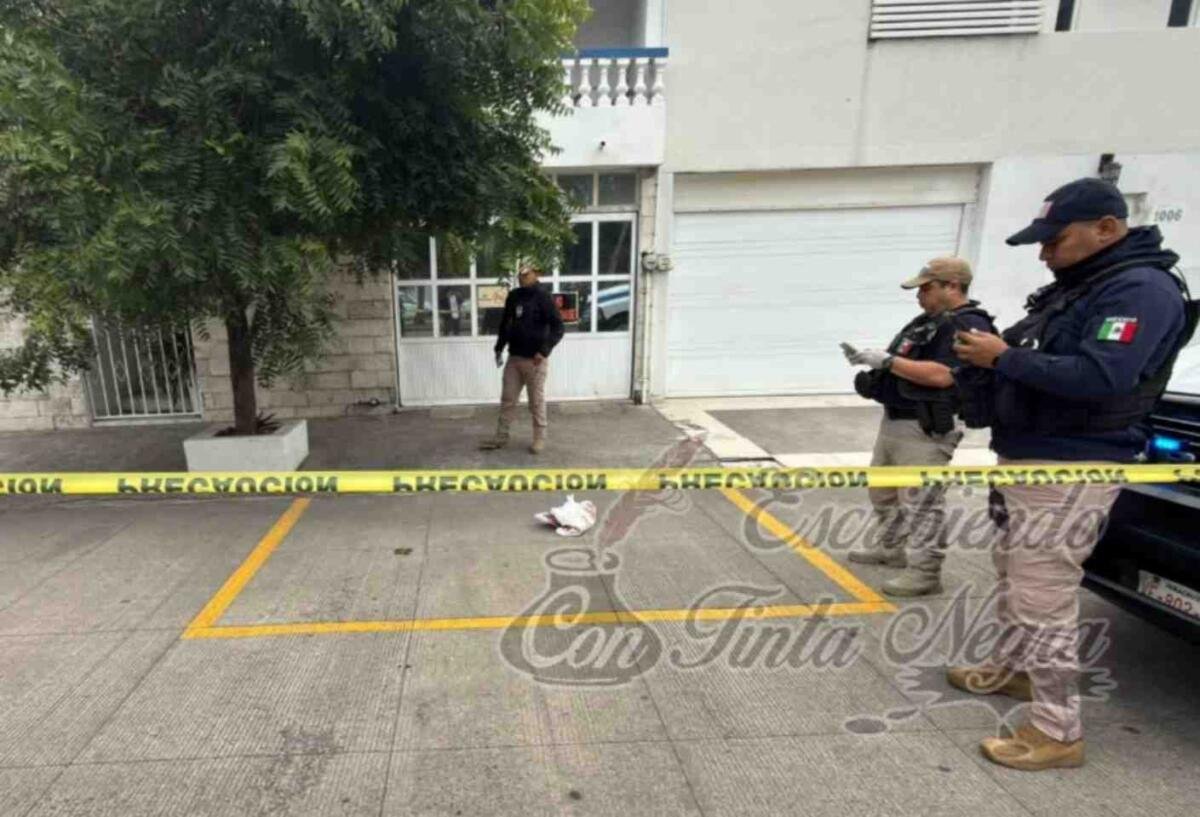 DEJAN FETO EN LA CALLE