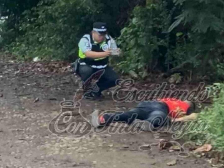 PERSECUSIÓN Y BALACERA DEJA UN MUERTO