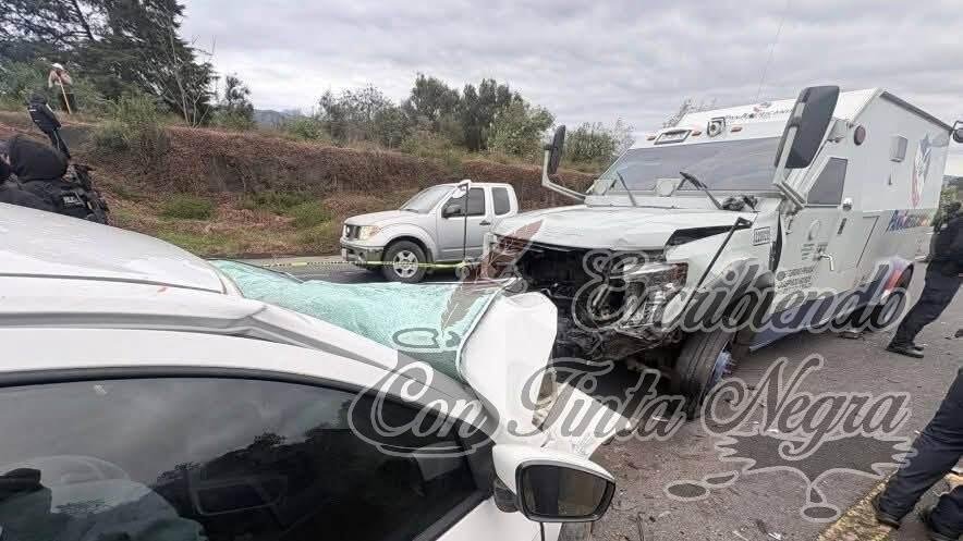 SE MATAN POLICÍAS ESTATALES EN CHOQUE