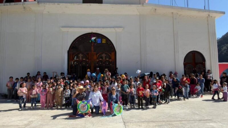 LLEGAN LOS REYES MAGOS A ALPATLÁHUAC