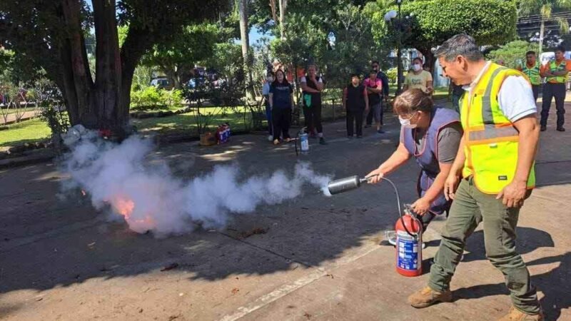 CAPACITAN A PERSONAL DEL “KIOSKO-CAFÉ”