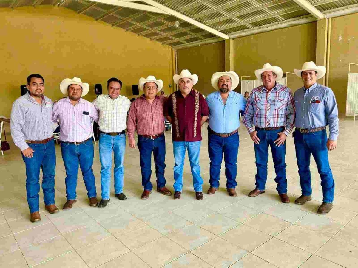 GARANTIZA ALCALDE SU APOYO AL SECTOR GANADERO