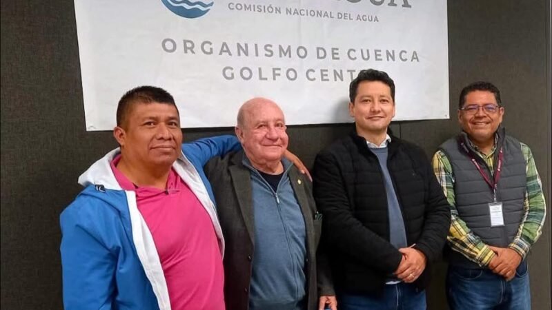 ALCALDE DE TOTUTLA SE REUNE CON DIRECTIVOS DE CONAGUA