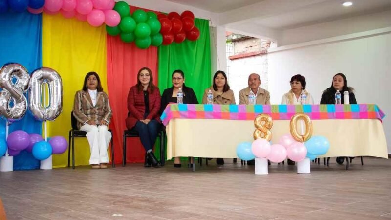 CELEBRAN ANIVERSARIO DE PREESCOLAR ROSAURA ZAPATA