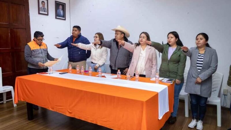 RINDE PROTESTA CONSEJO DE PROTECCIÓN CIVIL EN COSCOMATEPEC