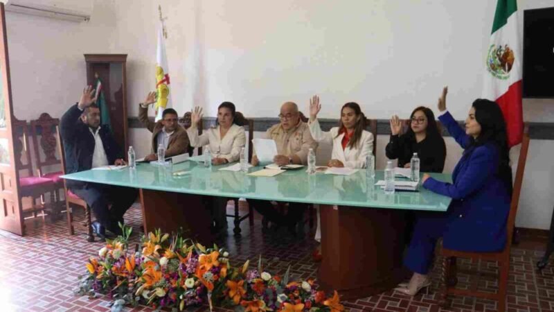 NOMBRAN TESORERO, CONTRALOR Y SECRETARIO DEL AYUNTAMIENTO DE FORTÍN