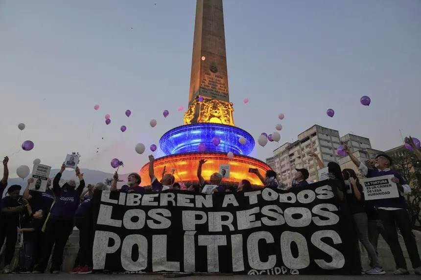 VENEZUELA INICIA LIBERACIÓN DE PRESOS POLÍTICOS DE MADURO